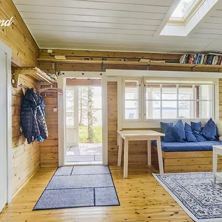 Lake Cottage-the Pearl Of Alvajarvi Pihtipudas
