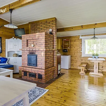 Lake Cottage-the Pearl Of Alvajarvi Holiday home Pihtipudas