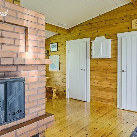 Lake Cottage-the Pearl Of Alvajarvi Pihtipudas